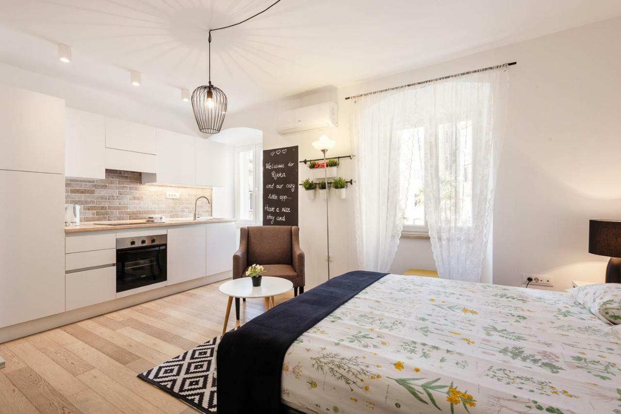 Central Rijeka Apartments Ciottina 24 Екстер'єр фото